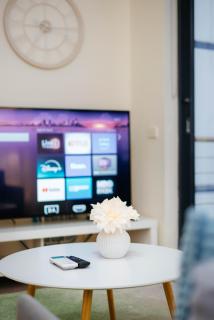 Peaceful 2bedroom w sofabed Parking available - 9