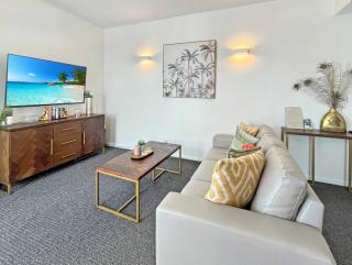 '81' Exclusive 1Bdrm Apartment wCarpark - 8