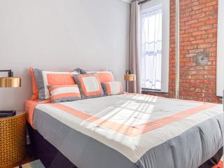 Suite 45 - East Harlem, Manhattan by Monthier - 5