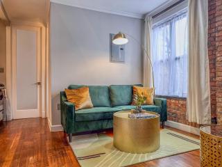 Suite 45 - East Harlem, Manhattan by Monthier - 9