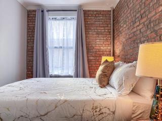 Suite 45 - East Harlem, Manhattan by Monthier - 0