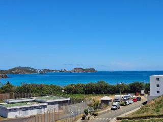 F3 entier de standing tout équipé vue mer, piscine partagée et parking souterrain - 9