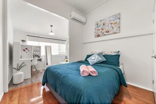 Spacious and Charming Queenslander in Ipswich - 0