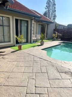 17 Byvanger Luxury Room 6 - 2