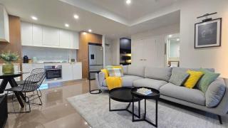 LUXE Waterloo 1 bed with parking gym & pool - 9