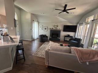 Rockwall Harbor Retreat - 3