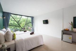 The Forest Home Resort - 8