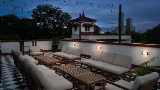 MiraNamin Nest LANTANA - Luxury Suite in Unique Historic Home with Garden Access, Indoor Plunge Pool, Self-Service Breakfast, Rooftop, Bathtub, Private Kitchen - 5