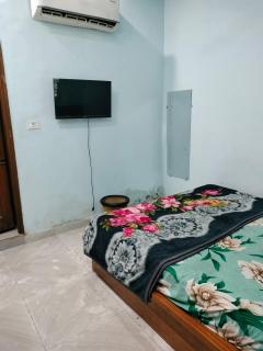 NEW Sawan HOTEL - Meerut - 7