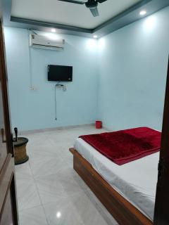 NEW Sawan HOTEL - Meerut - 3