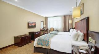 Sun Island Holiday Hotel - 3