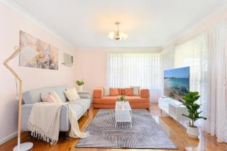 Warm 2BR Home Relaxing Stay Near St Marys Centre - 0