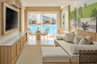 LIME Resort Bohol, a member of Radisson Individuals Premier - 2