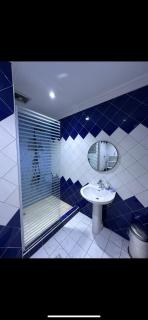 شقة أنيقه غرفتين وصالة بدخول ذاتي - 8