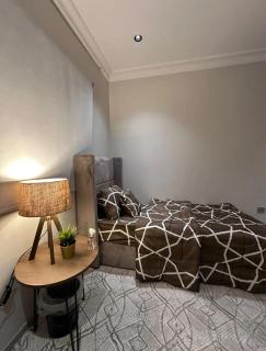 شقة أنيقه غرفتين وصالة بدخول ذاتي - 3