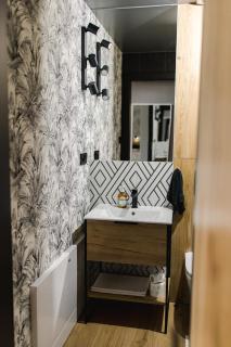 Domek na wyłączność ,bania z jacuzzi. Pobyt góry, jezioro, las. - 8