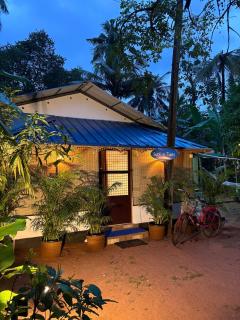 SurfN Tides by BHoomiKA - 0