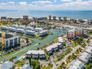 Estero Island Yacht & Racquet Club 224 condo - 9