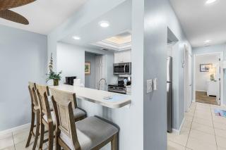 Estero Island Yacht & Racquet Club 224 condo - 3
