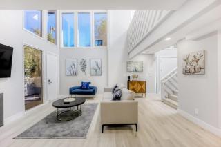 497-Upscale Family Home w AC & Patio near Meta & Stanford - 9