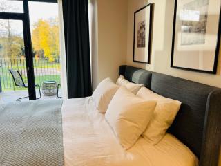 Sunny apartment with a balcony by the sea - 7