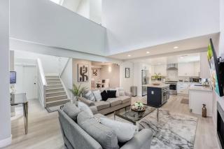 601-Lavish Family Home w AC & Patio near Meta & Stanford - 8