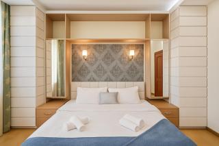 Super Central! Great View! Modern Designed! New Building - 1