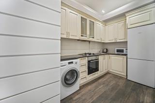 Super Central! Great View! Modern Designed! New Building - 5