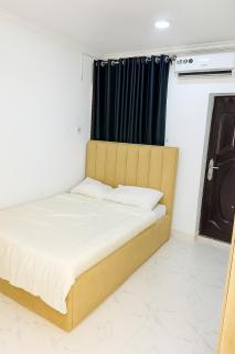 Chester 1 Studio Apartment - 7