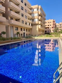 Spacieux duplex 3 chambres - Piscine et parking - 1