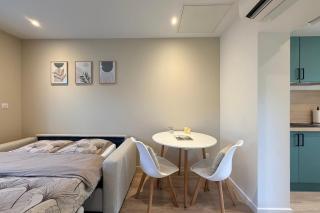 Joli studio en rez-de-jardin entre lac et montagne - 2