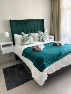Bella Mare, Block 12 Unit 4, Summerstrand, Port Elizabeth, Eastern Cape, RSA - 6