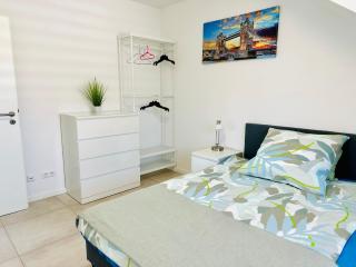 modern and bright Apartment in Ramstein - 2