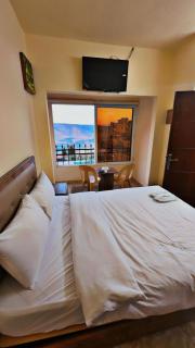 منتجع وفندق جدارا - 1