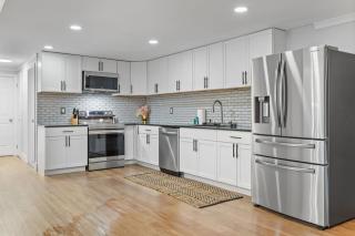 Near Ithaca! Hot Tub! LRG Home! Sleeps 10 Dogs ok! - 4