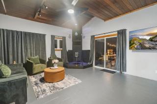 Near Ithaca! Hot Tub! LRG Home! Sleeps 10 Dogs ok! - 3