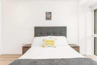Luxury Apt 3min walk to London Excel,City Hall, O2 - 3