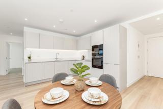 Luxury Apt 3min walk to London Excel,City Hall, O2 - 2