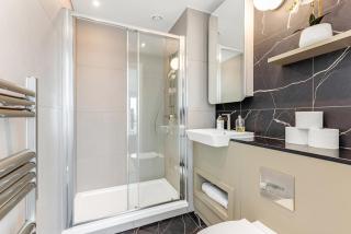 Luxury Apt 3min walk to London Excel,City Hall, O2 - 6