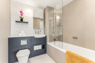 Luxury Apt 3min walk to London Excel,City Hall, O2 - 2