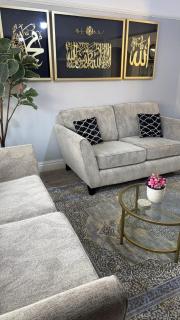 Elegant 4BR Home: Stylish Comfort Retreat - 9