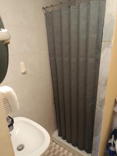 Petit studio bien équipé - 8