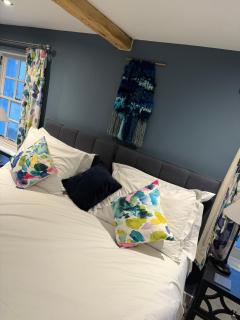 The Ship Inn's Mill Cottage - Weavers Way - 2