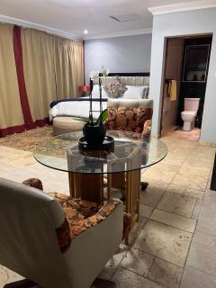 MorningMist Boutique 27 Room 4 - 5