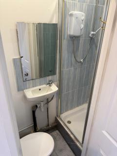 Comfort Studio In Wembley - 5