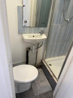 Comfort Studio In Wembley - 6