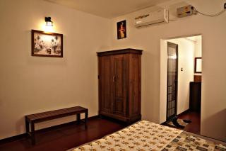 Marari Ebin Charlys - 1