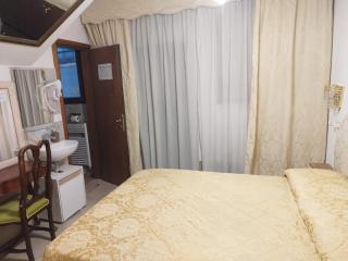 Alloggi Acquavita - checkin at "Alloggi SS Giovanni e Paolo" - 5