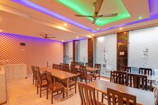 OYO 84125 Hotel Tark Inn - 7