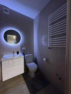 Квартира в парку біля озера, 10 хв до центра, 1км - 3